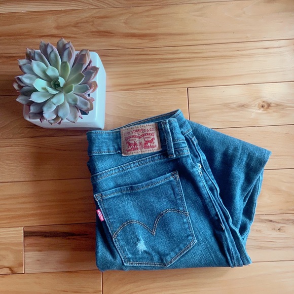 Levi’s Jeans - Picture 1 of 8